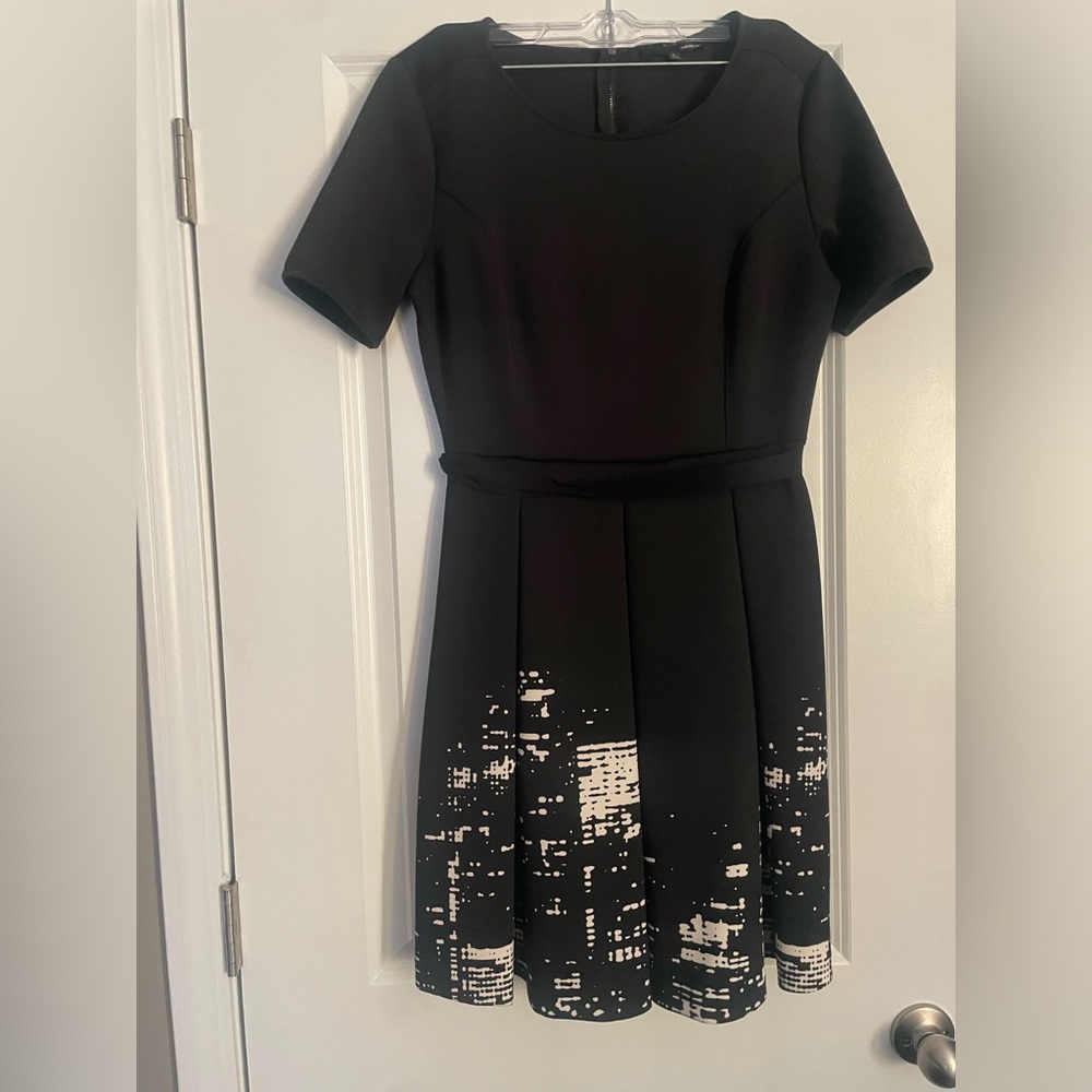 Elie Tahari size 8